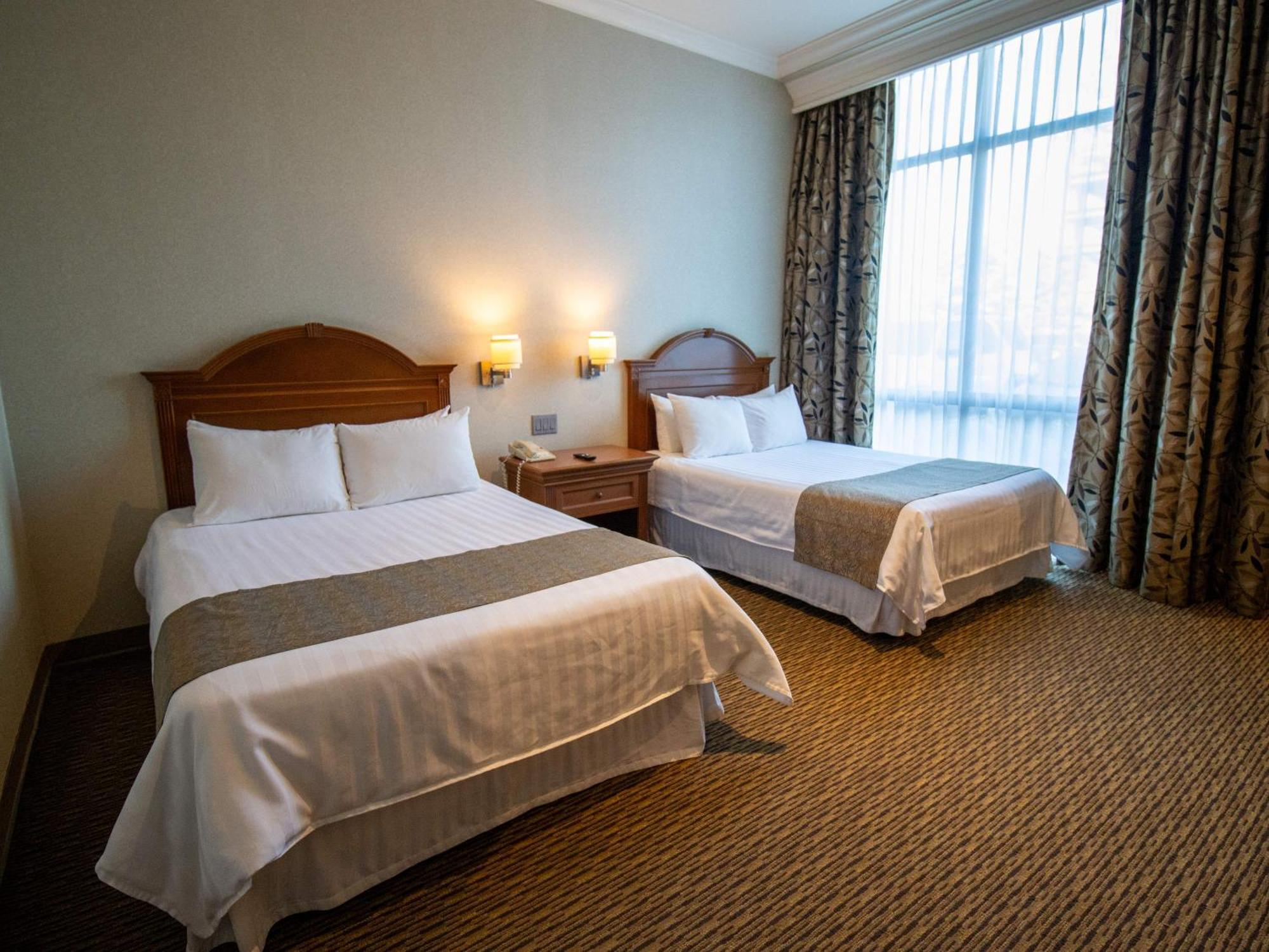 Hotel Araiza Mexicali Bilik gambar A room at the hotel